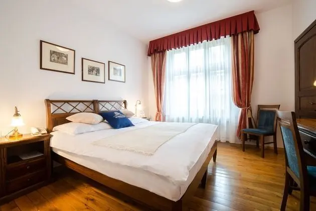 Classic Tek Büyük veya İki Ayrı Yataklı Oda