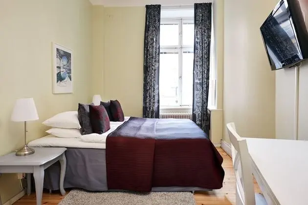 İki Ayrı Yataklı Oda, Ortak Banyo (Located in corridor)