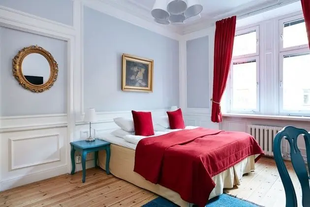 İki Ayrı Yataklı Oda, Ortak Banyo (Located in corridor)