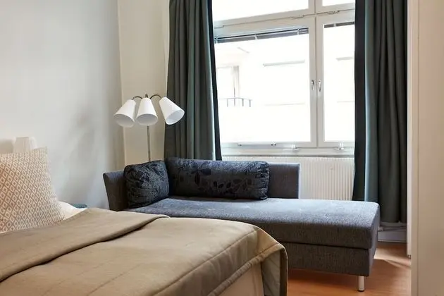 Üç Kişilik Oda, Ortak Banyo (Located in corridor)