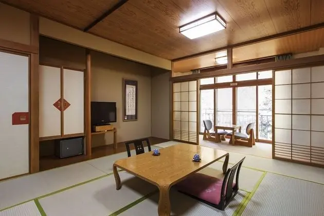 Oda, Sigara İçilebilir (Japanese Style)