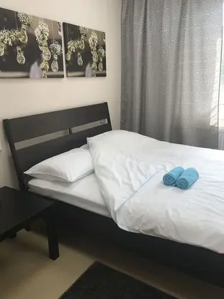 Basic Tek Büyük Yataklı Oda