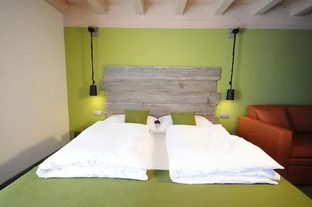 Superior Oda (Barn Room)