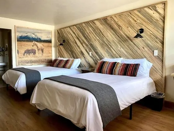 Luxury Tek Büyük Yataklı Oda