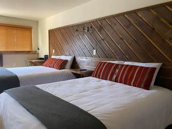 Luxury Tek Büyük Yataklı Oda