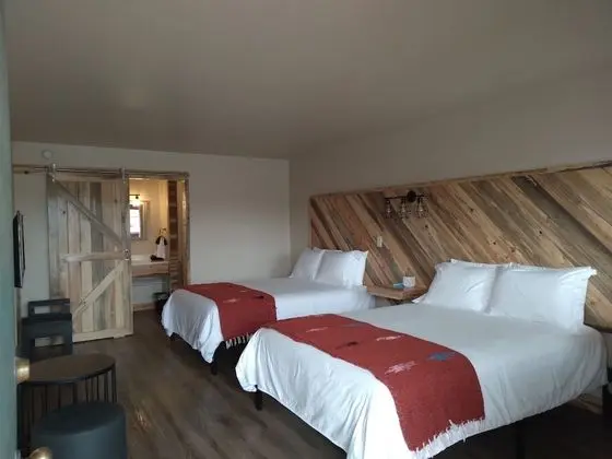 Luxury Tek Büyük Yataklı Oda