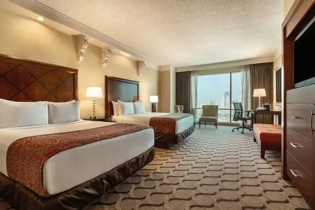 Luxury Oda, 2 Büyük (Queen) Boy Yatak, Sigara İçilebilir, Nehir Manzaralı