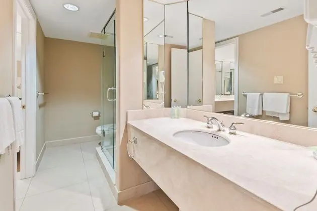 2062/2063 Carriage Country w/ Pool