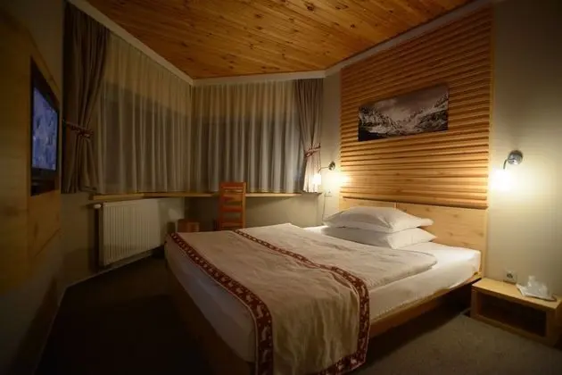 Superior Büyük Yataklı Tek Kişilik Oda