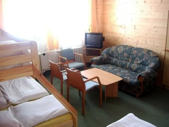 Dört Kişilik Oda