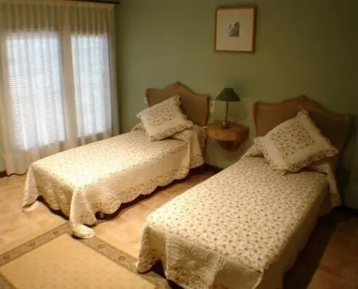 Dört Kişilik Oda, Bahçe Manzaralı