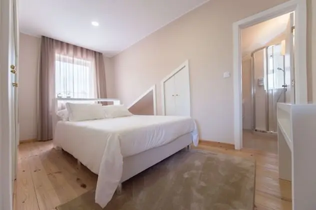 Deluxe Tek Büyük Yataklı Oda (With Extra Bed)