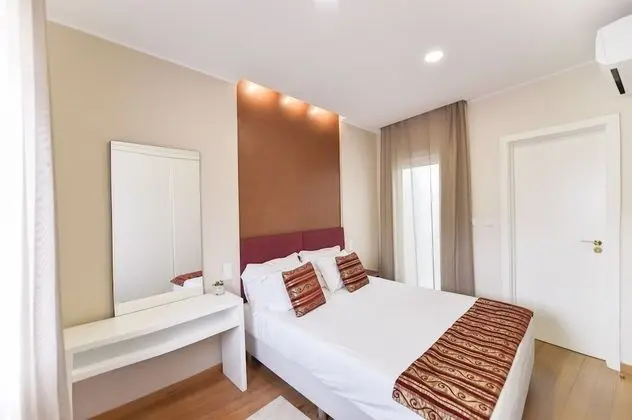 Tek Büyük Yataklı Oda, Şehir Manzaralı