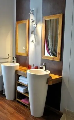 Comfort Tek Büyük Yataklı Oda, Sigara İçilmez (Chambre Baldaquin)