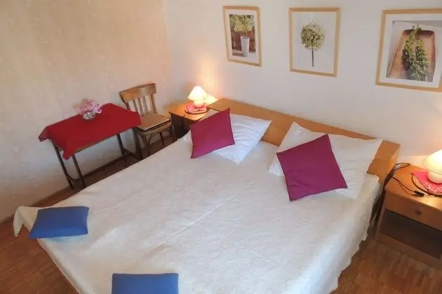 Apart Daire (Three-Bedroom Apartment with Terrace )