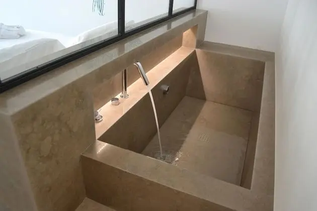 Deluxe Tek Büyük veya İki Ayrı Yataklı Oda