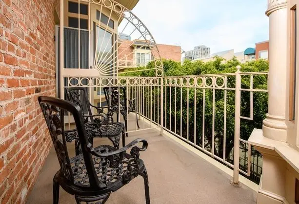 Oda, 1 En Büyük (King) Boy Yatak, Balkon, Şehir Manzaralı