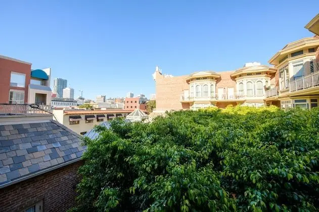 Oda, 1 En Büyük (King) Boy Yatak, Balkon, Şehir Manzaralı