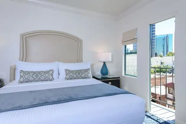 Premier Suite with Balcony
