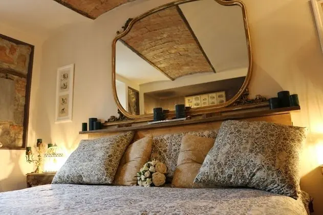 Tek Büyük Yataklı Oda, Ortak Banyo (alcova)