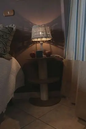 Tek Büyük Yataklı Oda, Ortak Banyo (risveglio)