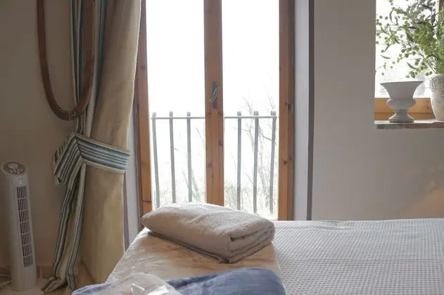 Tek Büyük Yataklı Oda, Ortak Banyo (risveglio)