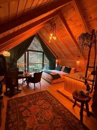 Bungalow, Nehir Manzaralı, Jakuzili