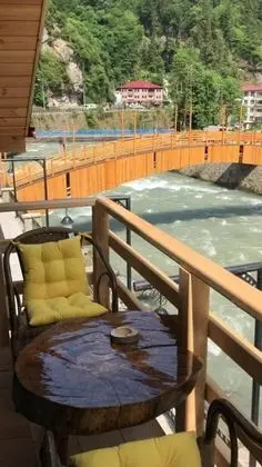 Bungalow, Nehir Manzaralı, Jakuzili