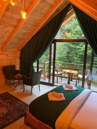 Bungalow, Nehir Manzaralı, Jakuzili