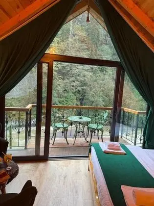 Bungalow, Nehir Manzaralı, Jakuzili
