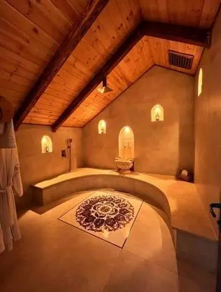 Türk Hamamlı Suite, Nehir Manzaralı, Şömineli ve Jakuzili