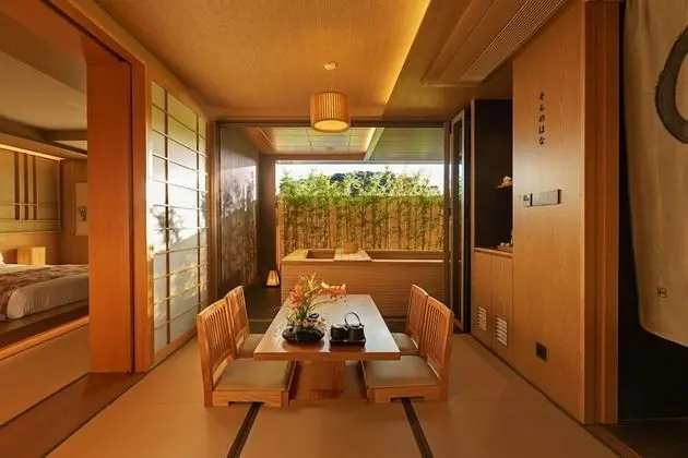 Sorano ike (extra person fee surcharged upon check-in for more than 2 occupants)