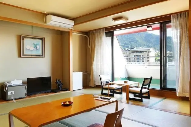 Traditional Oda (Japanese Style, New Bldg, for 4)