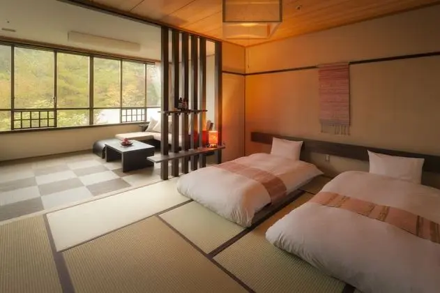 Traditional Oda (Japanese Style, 4 People)
