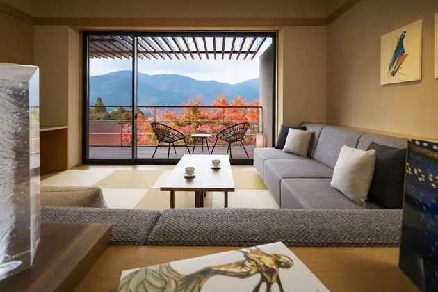 Traditional Süit (Japanese-style, w/ Outdoor Bath, RB2)