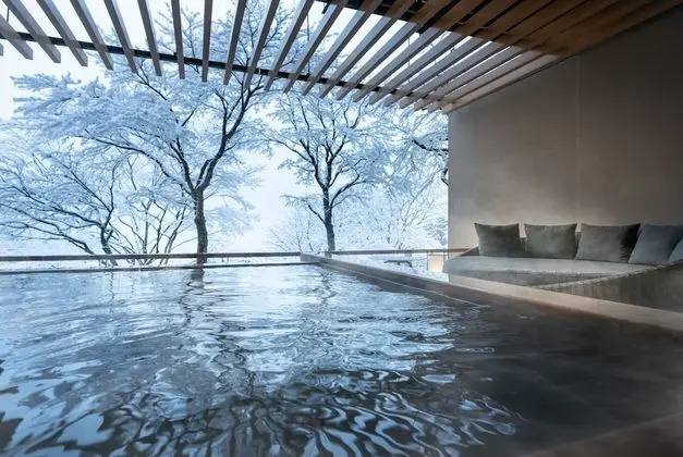 Traditional Süit (Japanese-style, w/ Outdoor Bath, RC3)