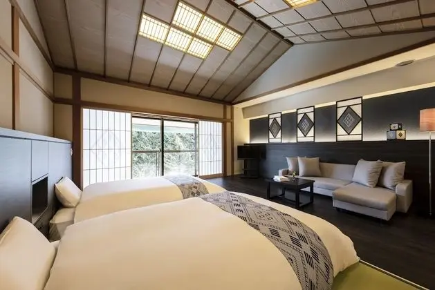 Traditional Oda (Japanese Style)