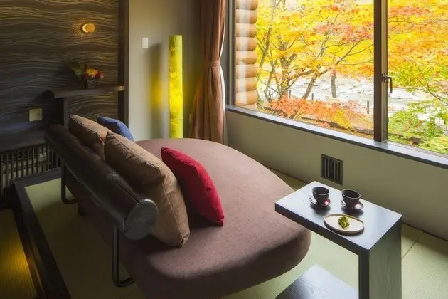 Traditional Oda (Japanese Style, Mountain stream side)