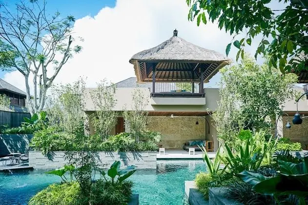 Villa, Havuz Kullanımı, Bahçeli