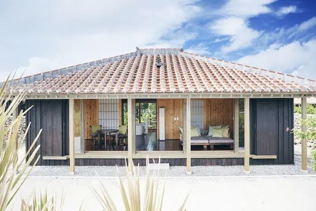 Villa (Zuki, Triple Villa)