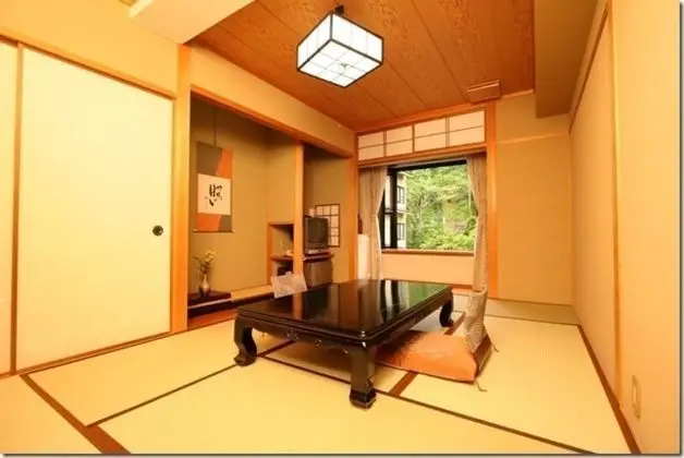 Traditional Oda