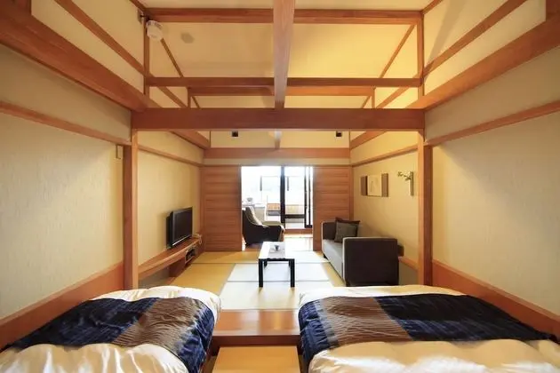 Traditional Oda, 2 Tek Kişilik Yatak, Sıcak Su Küveti, Şehir Manzaralı (Japanese Western Style)