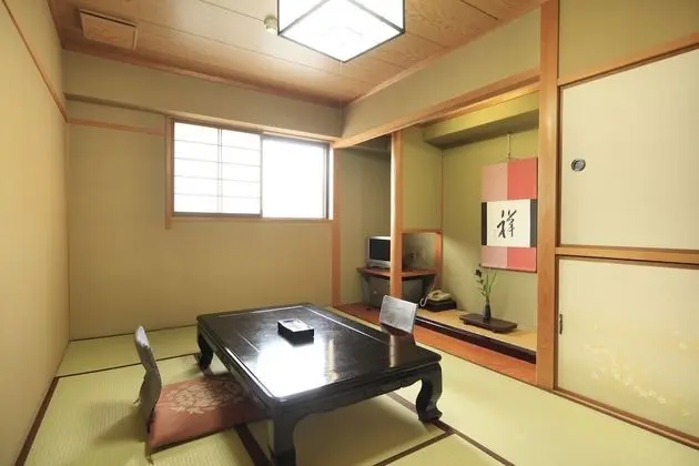 Traditional Oda (Economy)