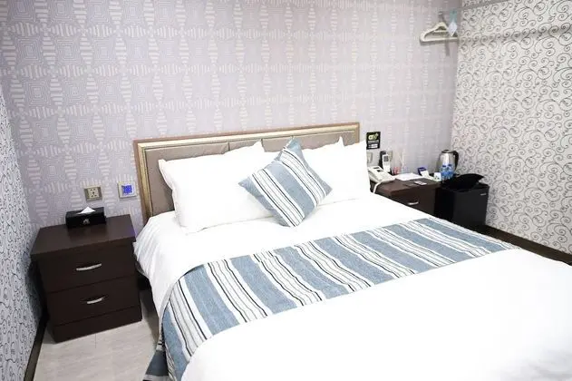 Standard Tek Büyük Yataklı Oda, 1 Çift Kişilik Yatak (No window)