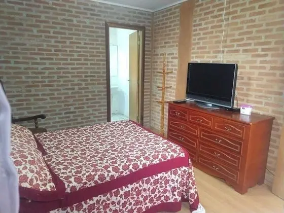 Basic Tek Büyük veya İki Ayrı Yataklı Oda