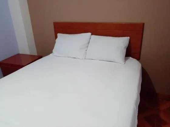 Family Tek Büyük Yataklı Oda