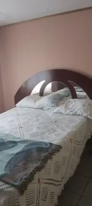 Oda, 1 Büyük (Queen) Boy Yatak, Ortak Banyo, Zemin Kat