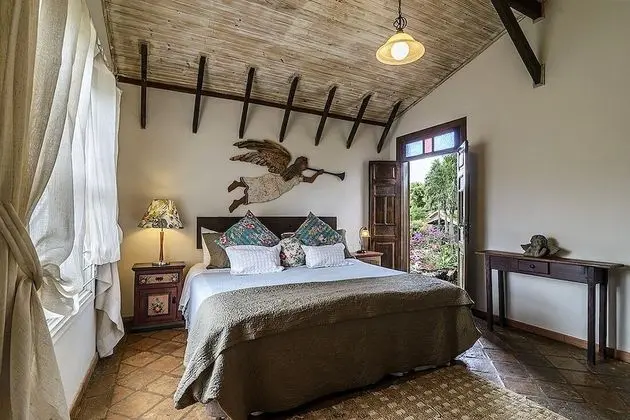 Family Süit, Dağ Manzaralı (Sacerdotisa)