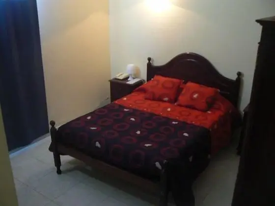 Basic Tek Büyük Yataklı Oda