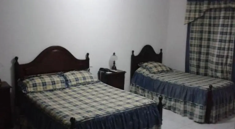 Basic Tek Büyük Yataklı Oda